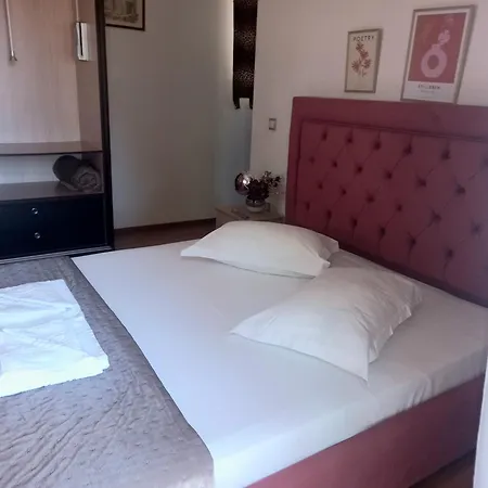 Апартаменты ταξιδιώτες Travellers Мегалополис